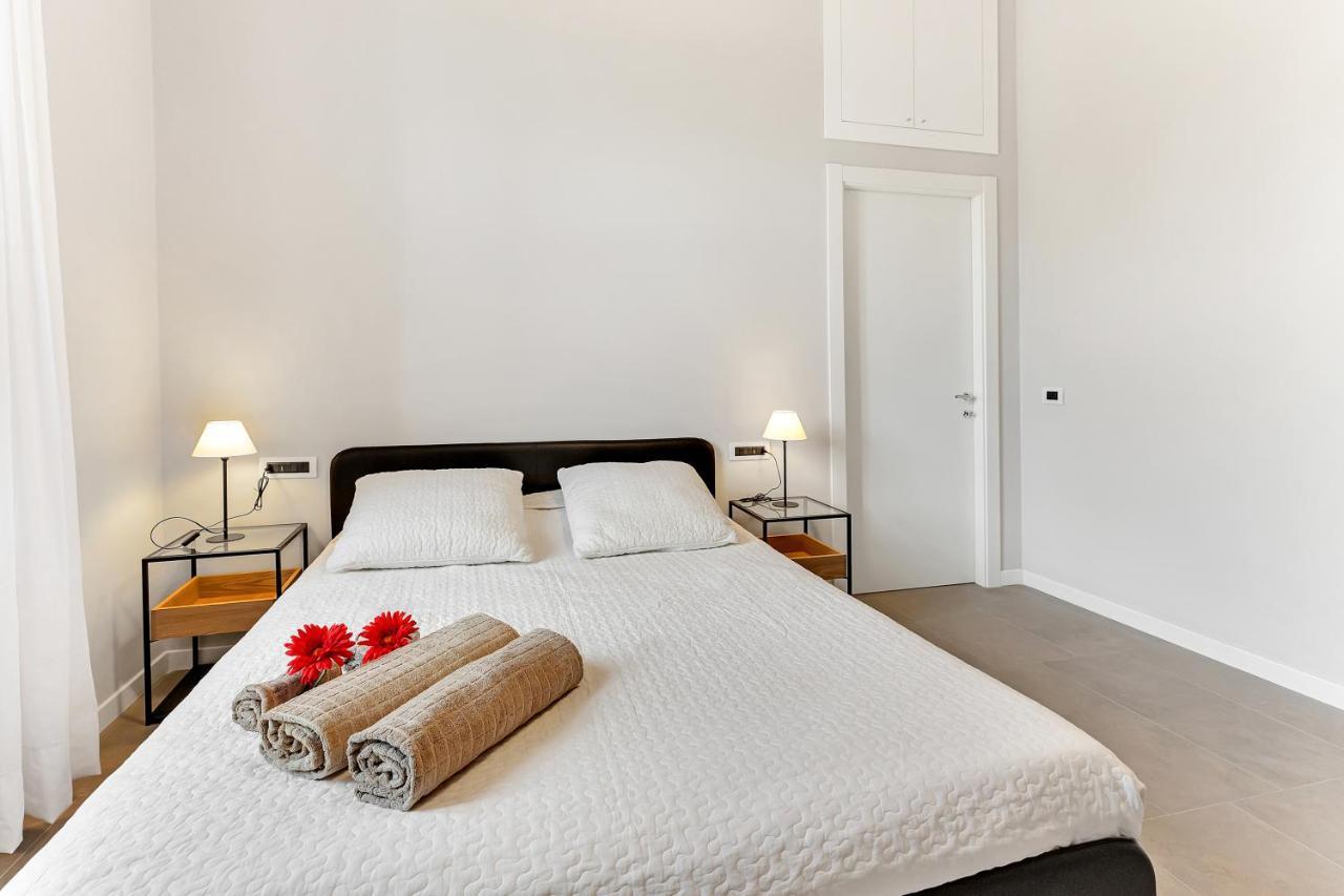 Alessia'S Flat - Naviglio Grande 2 Apartman Buccinasco Kültér fotó